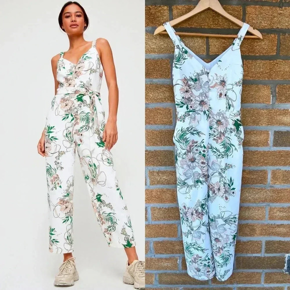 Little Moon Petunia Jumpsuit size 00 - Picture 1 of 16